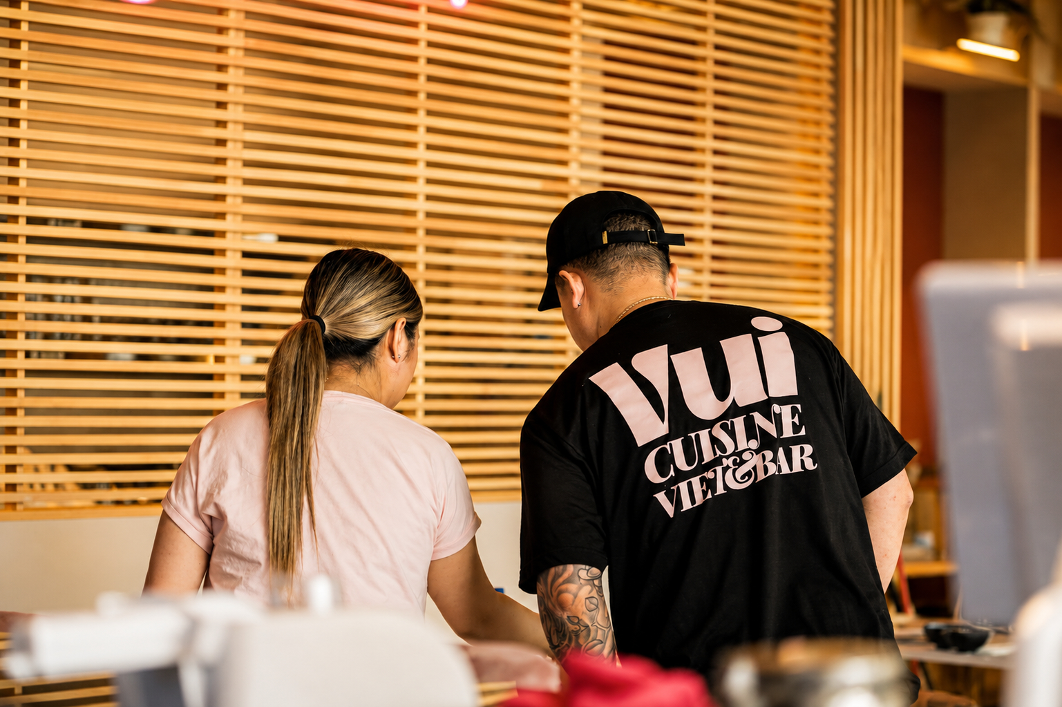 Équipe Vui au restaurant